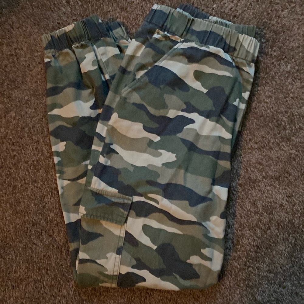 Teen/women's camo pants/joggers